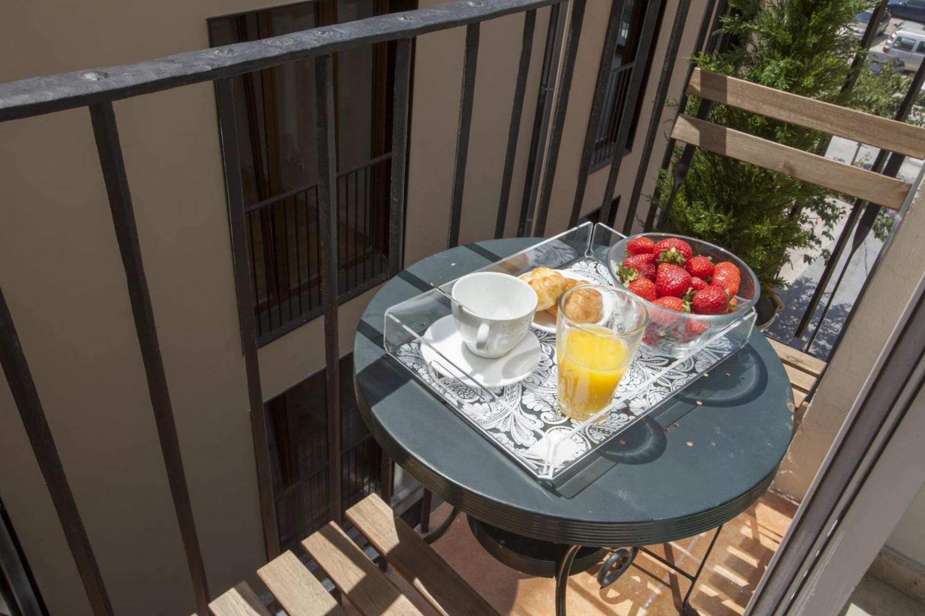 Singularstays Mercado Central Valencia Bagian luar foto