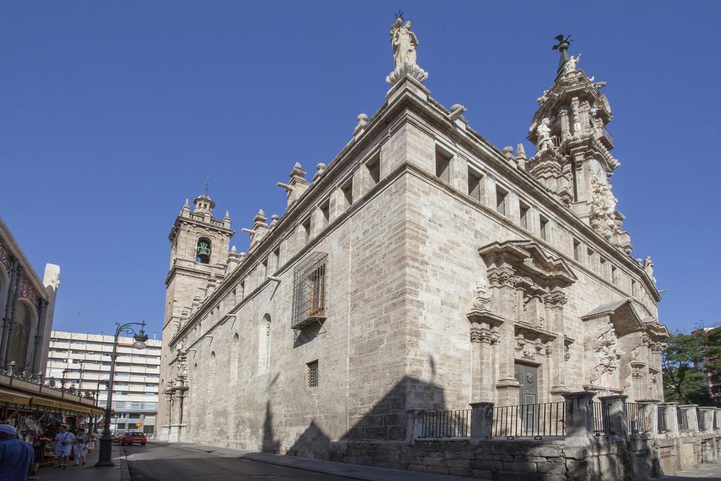 Singularstays Mercado Central Valencia Bagian luar foto
