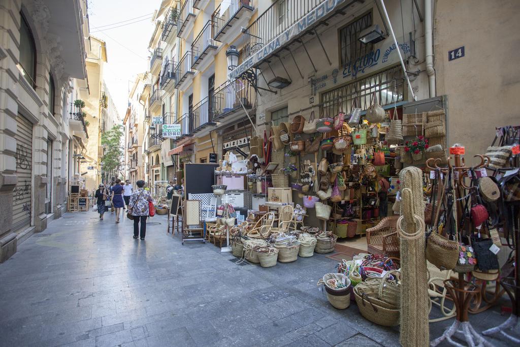 Singularstays Mercado Central Valencia Bagian luar foto